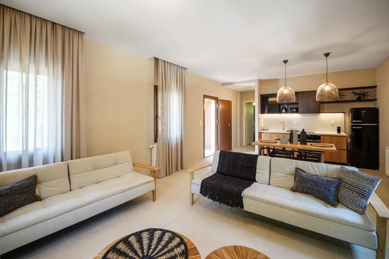 Holly Tree - Pelion Apartment Tsagkarada